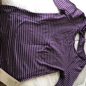 Physically fit lululemon top